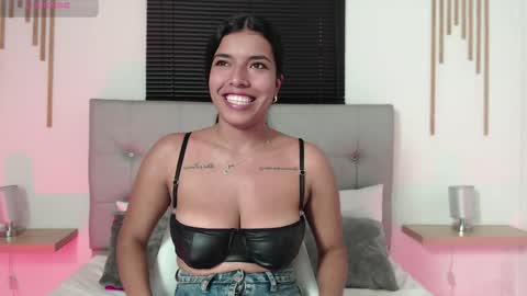 Kin online show from May 9, 6:25 pm
