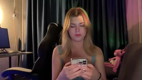 Molly   Emily online show from March 11, 2:20 pm