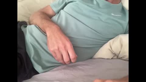 Kiwi online show from April 18, 9:59 pm