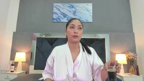 Snapshot of _lauralove_69 chatting on October 13, 6:43 pm Lauralove online show from October 13, 6:43 pm