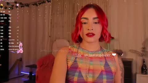 Snapshot of _lauraspencer_ chatting on September 28, 10:24 am Laura online show from September 28, 10:24 am