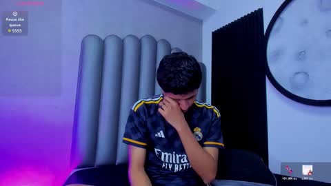 _leohot_ online show from January 11, 3:34 am