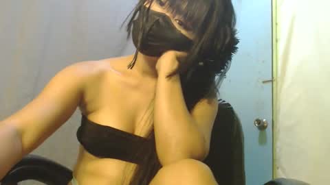 _lilies_gigi_ online show from March 11, 1:52 am