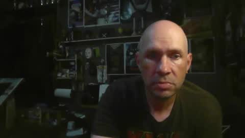 That guy online show from November 25, 5:06 am