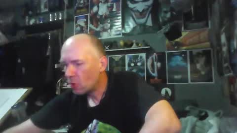 That guy online show from May 4, 4:19 am