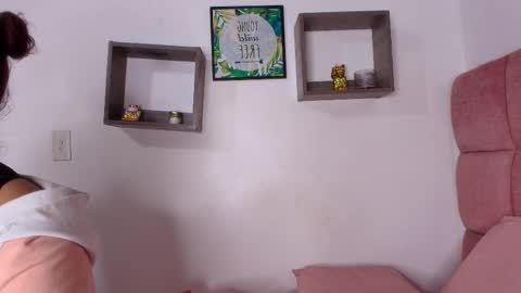 Snapshot of _lorrayne_ chatting on March 7, 11:51 am Lorrayne online show from March 7, 11:51 am