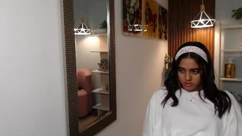 Lucy online show from July 2, 11:04 am