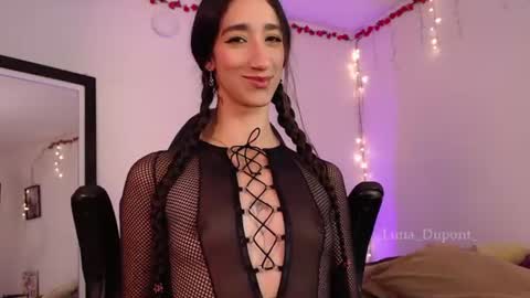  Luna  online show from August 1, 2:29 pm