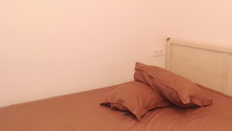 Snapshot of _lustica_ chatting on January 4, 3:17 pm Anna online show from January 4, 3:17 pm