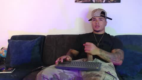 STIVEN online show from October 25, 3:34 pm