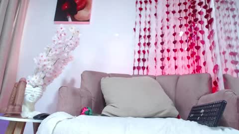Snapshot of _marcela__ chatting on February 20, 7:08 pm _marcela__ online show from February 20, 7:08 pm