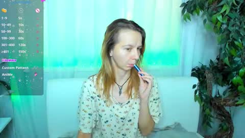 Snapshot of _mari_so chatting on September 22, 6:28 am Scarlett online show from September 22, 6:28 am