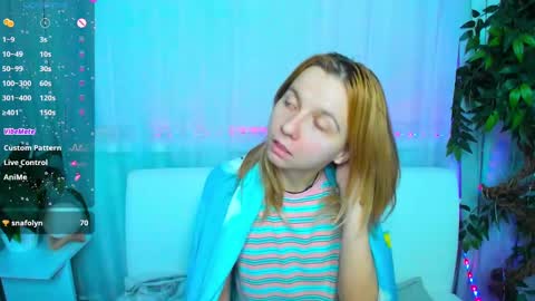 Snapshot of _mari_so chatting on February 19, 1:51 am Scarlett online show from February 19, 1:51 am