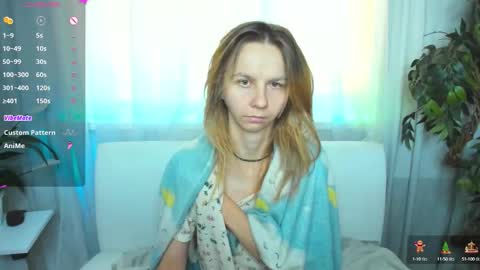 Snapshot of _mari_so chatting on October 5, 8:56 am Scarlett online show from October 5, 8:56 am