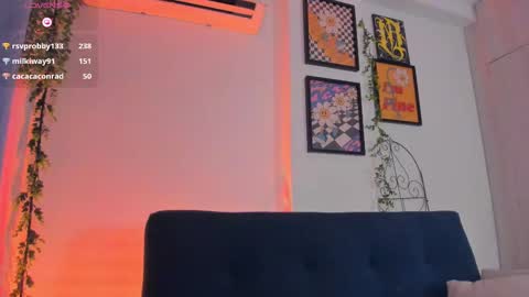 Snapshot of _marr_ chatting on October 2, 2:54 am mar online show from October 2, 2:54 am