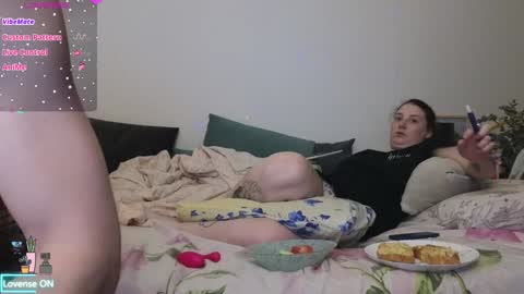  medaed  online show from December 8, 1:58 pm