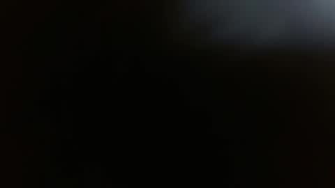 _melliissa_ online show from April 3, 2:13 pm