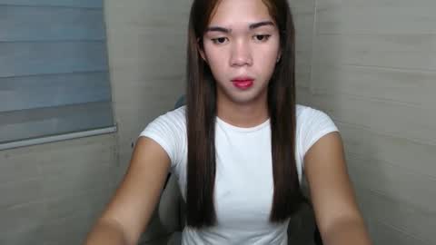 Snapshot of _mellyxxx chatting on September 27, 9:34 pm Melly online show from September 27, 9:34 pm