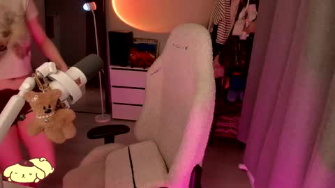 miko3 online show from May 26, 8:26 pm