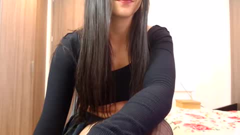 Snapshot of _mia_angel17 chatting on October 13, 8:11 pm MIA online show from October 13, 8:11 pm