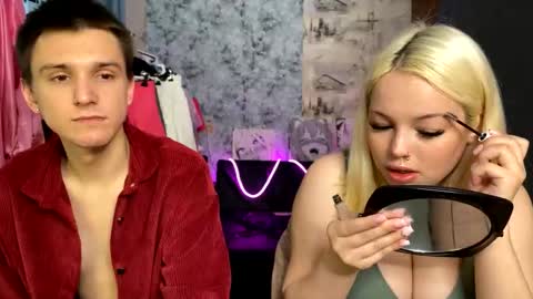 Mia Mason online show from October 2, 3:16 am