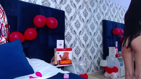 Snapshot of _miaa_monroe chatting on February 17, 11:00 pm Mia Monroe online show from February 17, 11:00 pm