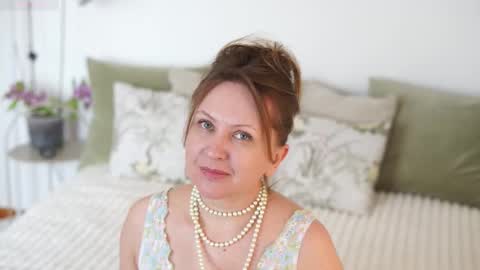 _million_dollarsmile online show from March 30, 10:15 am