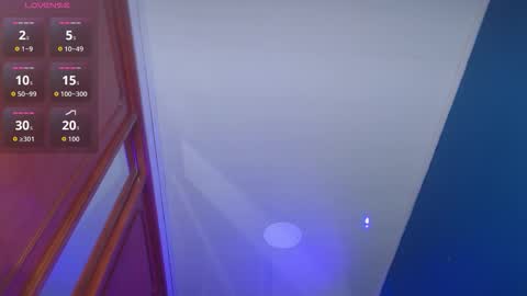 _milu23_ online show from March 9, 2:21 pm