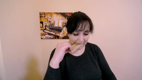 Miranda online show from March 3, 12:06 pm