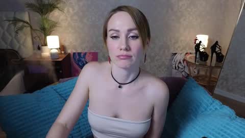 Veronica Ross online show from October 10, 9:48 am