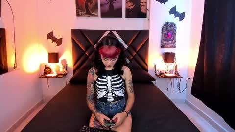 mizuki  online show from November 4, 3:46 pm