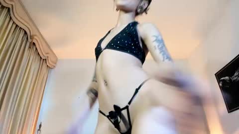 mizuki  online show from February 24, 6:26 pm