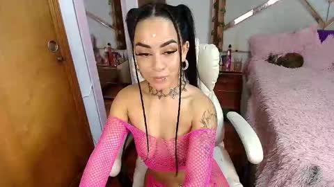 Natasha Rodriguez independent model online show from November 7, 11:07 pm