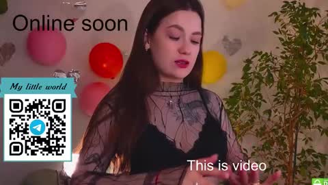 Mia with a big heart  online show from November 18, 2:14 am