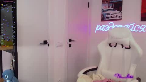 Nika online show from September 9, 8:42 pm