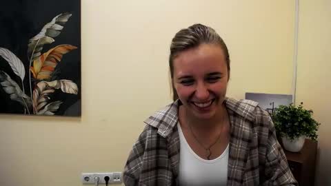 Nica online show from September 12, 8:05 am