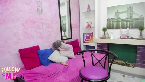 pamela online show from December 5, 8:27 am