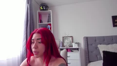 Snapshot of _poison_ivyyy chatting on October 17, 1:04 pm V online show from October 17, 1:04 pm