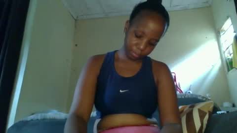 queen online show from December 16, 9:14 am