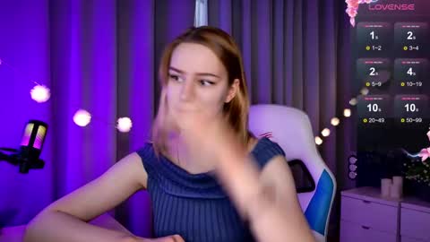 im Amy online show from March 2, 5:44 am