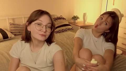 Snapshot of _reverse_gang_ chatting on September 18, 3:38 pm LISSAPVT IS OPEN online show from September 18, 3:38 pm