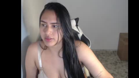 _samantha_fox19 online show from June 15, 5:32 am