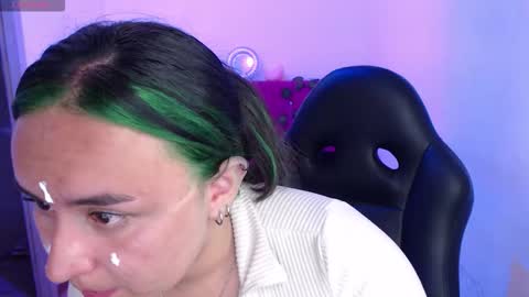 Snapshot of _sashagreey chatting on October 3, 5:10 pm Sasha Greey online show from October 3, 5:10 pm