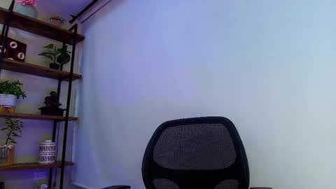 Sassy Girl online show from February 18, 6:52 pm