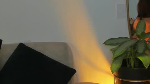 _silvia_vega_ online show from September 17, 2:37 am