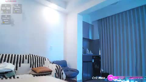 winni online show from August 3, 5:20 am
