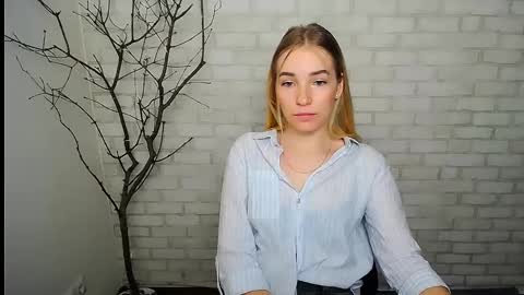 Snapshot of _snow_queen__ chatting on February 26, 12:49 pm Rachel online show from February 26, 12:49 pm