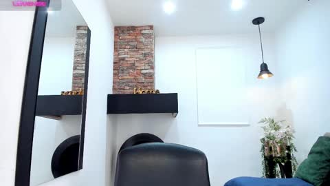    640  200   online show from October 19, 4:00 pm