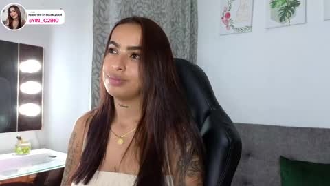 Snapshot of _sophiebrown__ chatting on January 27, 12:12 am Andrea  The Next Stream  Wednesday online show from January 27, 12:12 am