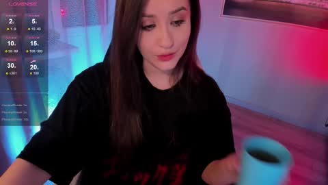 _sserendipityy_ online show from February 26, 9:29 pm